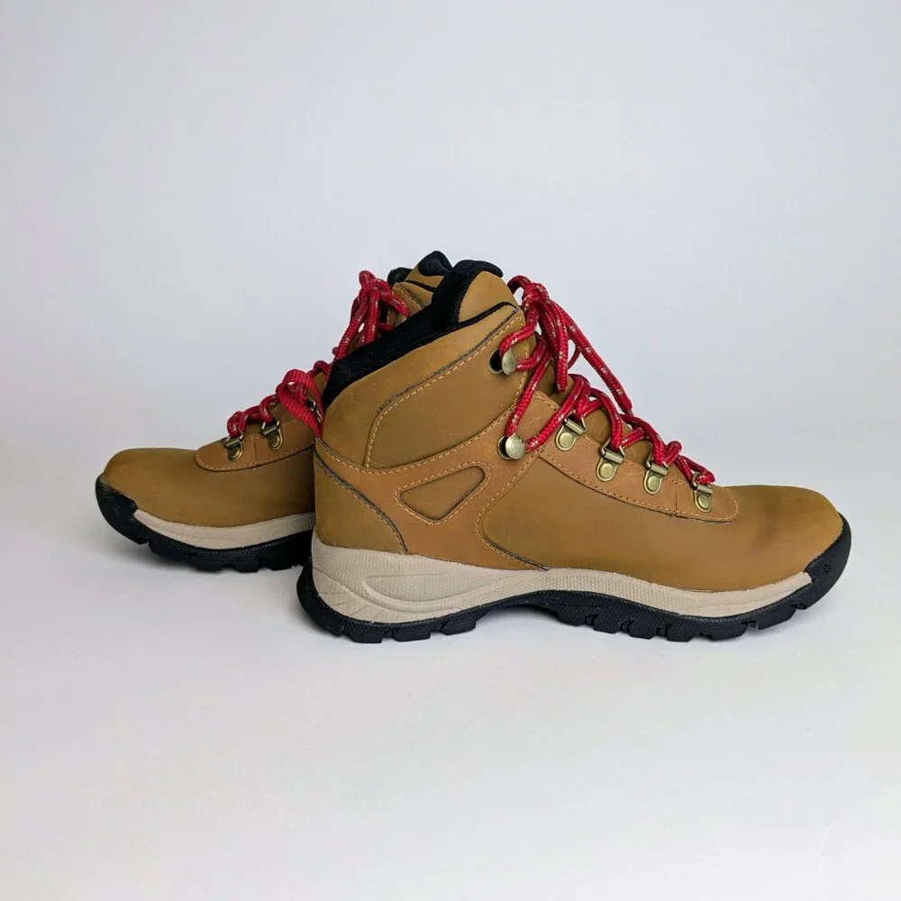 Columbia Newton Ridge Plus Waterproof Amped size: 6